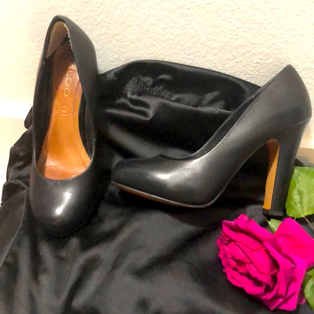 Black Aldo heels 👠 shoes